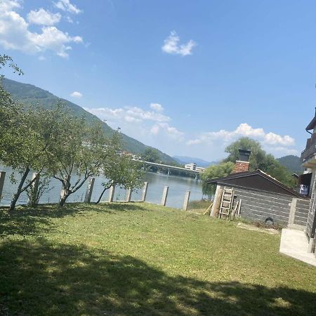 Apartmani Rosa Višegrad Extérieur photo