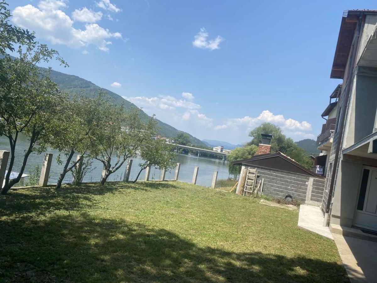 Apartmani Rosa Višegrad Extérieur photo